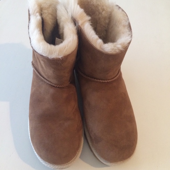 selene genuine shearling boot